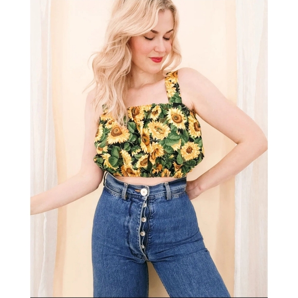 Vintage Sunflower Handmade Crop Top / Cropped Top Made from 90s Vintage Fabric - Picture 9 of 12